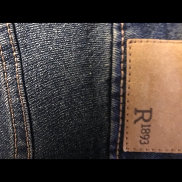 Calvin Klein button up shirt and jeans R 1892 s 10 - Picture 7 of 8